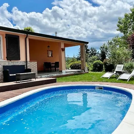 Villa Fantastica Con Piscina E Vista Su Montagna *